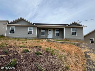 3302 Parker Blvd, Sevierville, TN 37764