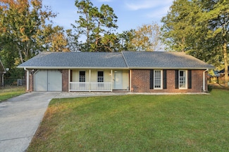 102 Moccasin Ct, Summerville, SC 29483