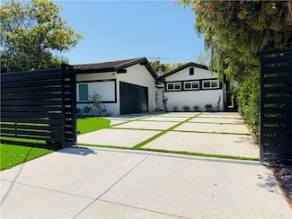 18432 Linnet St, Tarzana, CA 91356