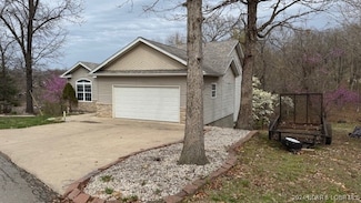 6642 Bam Ct, Osage Beach, MO 65065
