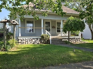 220 W Indiana Ave, Sullivan, IN 47882