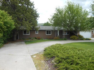 912 Lakeside Dr, Lolo, MT 59847