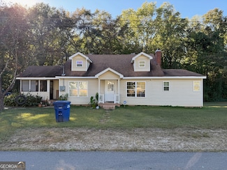 116 Young St, Buchanan, GA 30113