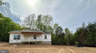 1219 Arrington Mountain Rd, Haywood, VA 22722