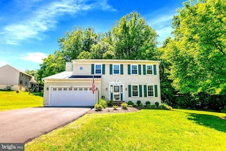 16068 Hayes Ln, Woodbridge, VA 22191