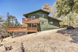 24760 Highgrove Rd, Idyllwild, CA 92549