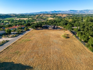 2220 Hill Haven Rd, Solvang, CA 93463