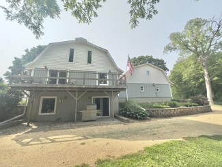 3354 Sunshine Rd, Milledgeville, IL 61051