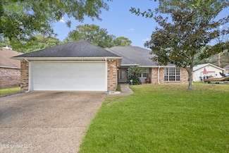 3801 Tangerine St, Ocean Springs, MS 39564