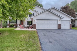 5175 Edgewater Dr, Savage, MN 55378