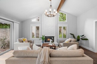 19817 Vineyard Ln, Saratoga, CA 95070