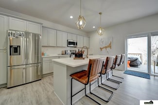 6200 Franciscan Dr, Lincoln, NE 68526