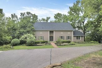 543 Mount Parnassus Dr, Granville, OH 43023