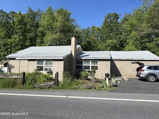 351 Gansevoort Rd, Fort Edward, NY 12828