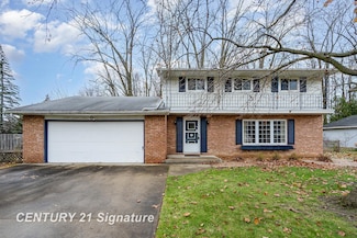 7860 Luann St, Saginaw, MI 48609