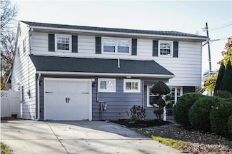 2 Stratford Rd, East Brunswick, NJ 08816