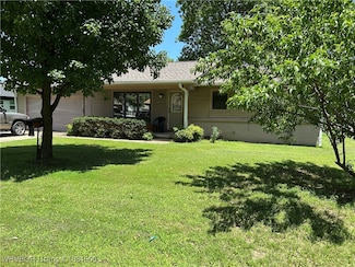 2214 Churchill Rd, Fort Smith, AR 72904