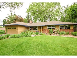 5451 SW 53rd Ave, Portland, OR 97221