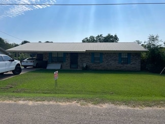 100 Burton St, Union, MS 39365