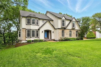 12844 Granada Ln, Leawood, KS 66209