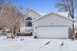 432 Peach Ct, Wayland, MI 49348