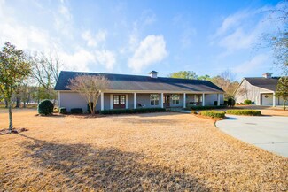 536 Paul Murphy Rd, Moultrie, GA 31768
