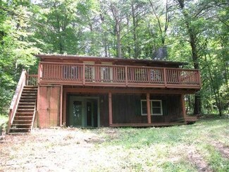 320 Winnebago Ln, Sugar Grove, OH 43155