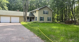 6119 W Nestel Rd, Houghton Lake, MI 48629