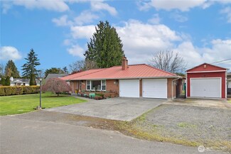 2525 Circle Dr E, Fife, WA 98424