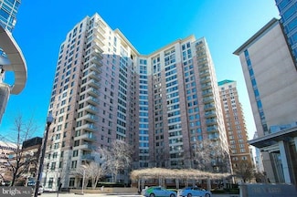 851 N Glebe Rd Unit 211, Arlington, VA 22203