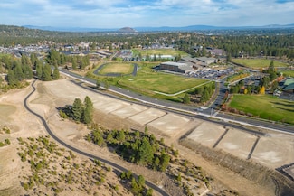3142 NW Crossing Dr, Bend, OR 97701
