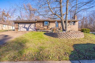 2366 Union Dr, Newburgh, IN 47630