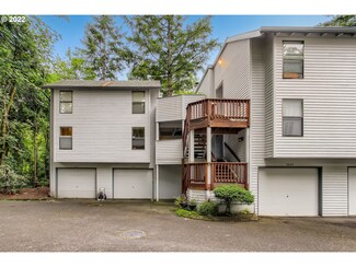 3652 Spring Ln, Lake Oswego, OR 97035