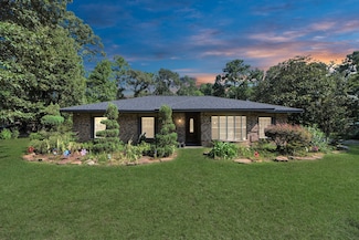 20281 N Hillcrest Dr, Porter, TX 77365