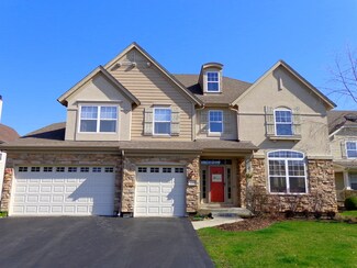 166 Colonial Dr, Vernon Hills, IL 60061