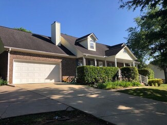 417 Woodfield Dr, Piedmont, SC 29673