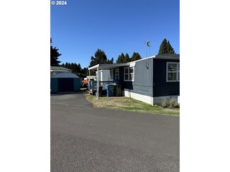 340 NE Crest St Unit 2, Sublimity, OR 97385