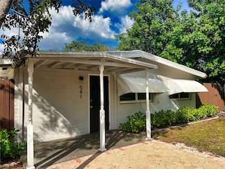 541 NE 34th St, Pompano Beach, FL 33064