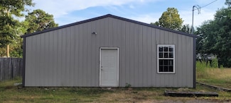 119 Beverly St, McCrory, AR 72101