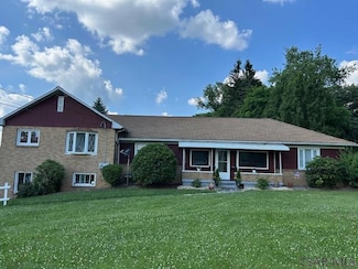 448 Belmont St Unit 2, Johnstown, PA 15904
