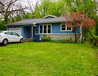 2226 W Brower St, Springfield, MO 65802