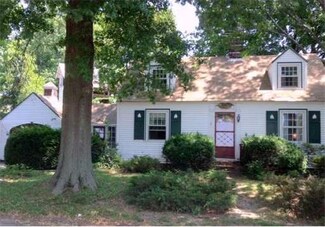 118 Standish Rd, Quincy, MA 02171
