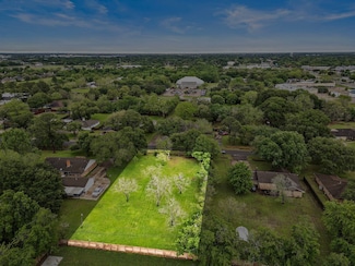 0000 Thelma St, Pearland, TX 77581