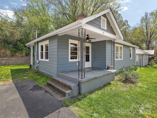 9 5th St, Asheville, NC 28804