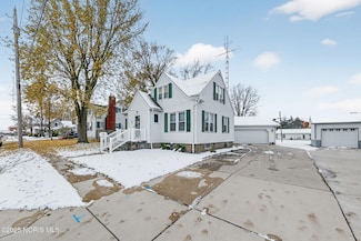 307 Middle St, Archbold, OH 43502
