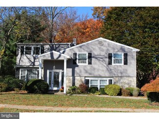 1226 Glenburnie Ln, Dresher, PA 19025