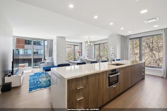 9 Avenue at Port Imperial Unit 424, West New York, NJ 07093