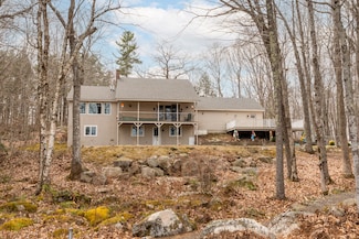 31 Pulpit Rock Rd, Raymond, ME 04071