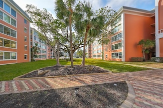 6960 20th Ave N Unit 306, Saint Petersburg, FL 33710