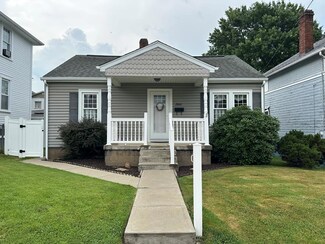 2002 Meighen Ave, Moundsville, WV 26041